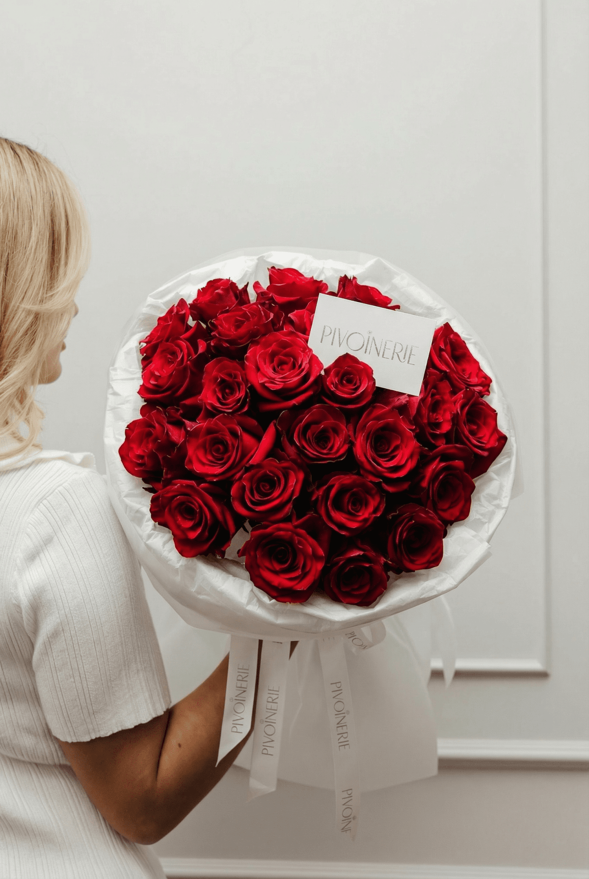 Crimson Roses - PIVOINERIE
